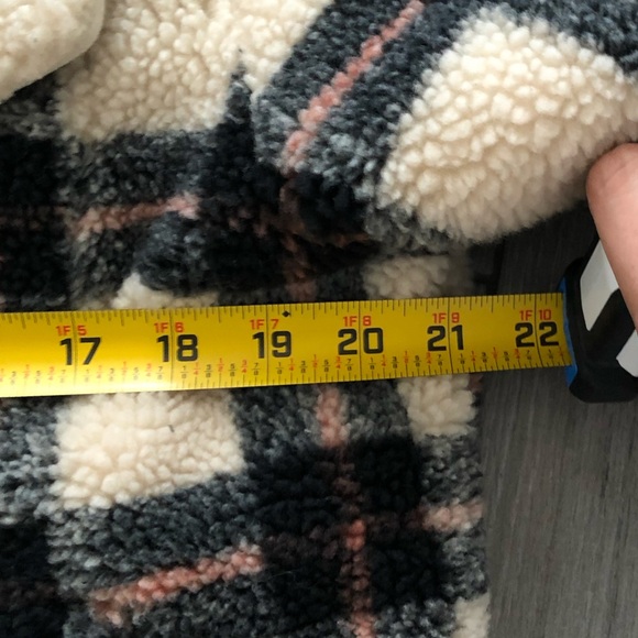 Levi’s|Ex boyfriend plaid Sherpa trucker jacket with collar•••Size medium,Cute! - Picture 15 of 15